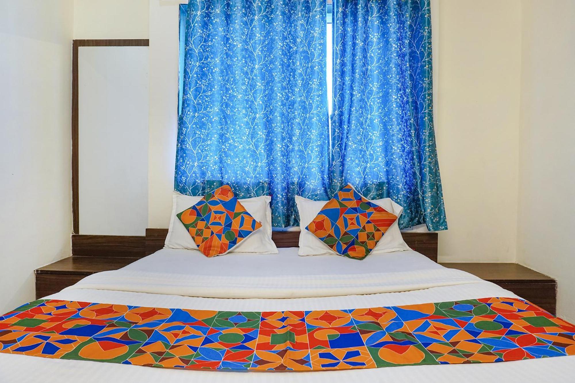 Fabhotel Gokul Lodge Gorhe Khurd Exterior photo